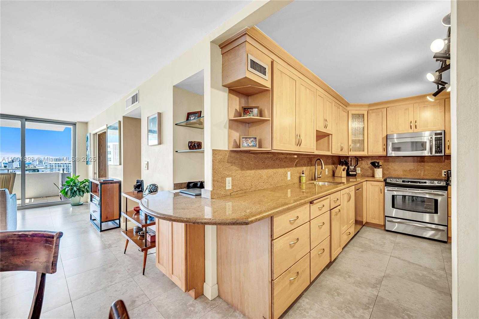 Small Image of 11 ISLAND AVE #1608, Miami Beach Number 20