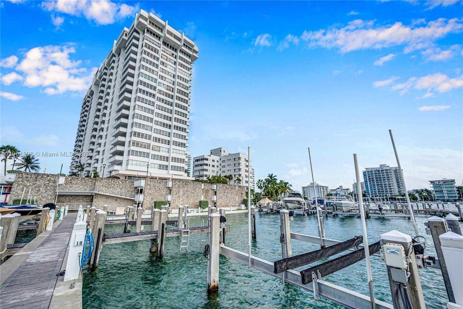 Small Image of 11 ISLAND AVE #1608, Miami Beach Number 36