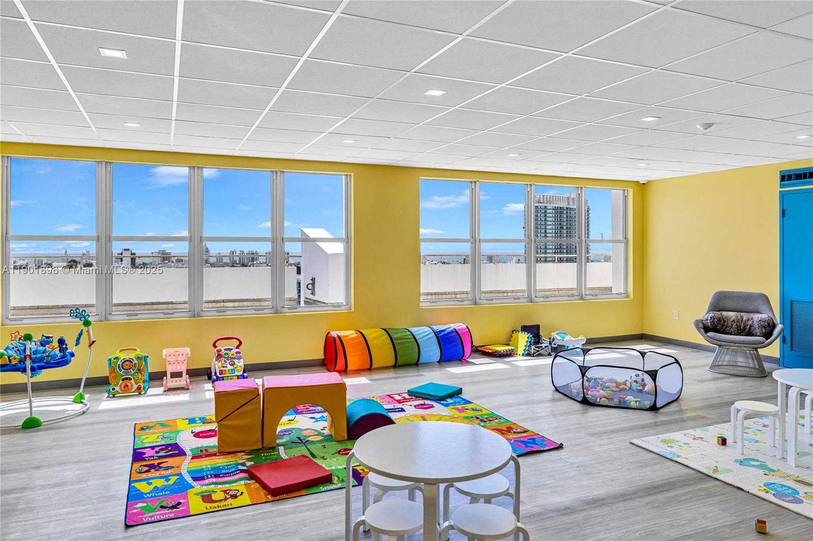 Small Image of 11 ISLAND AVE #1608, Miami Beach Number 59