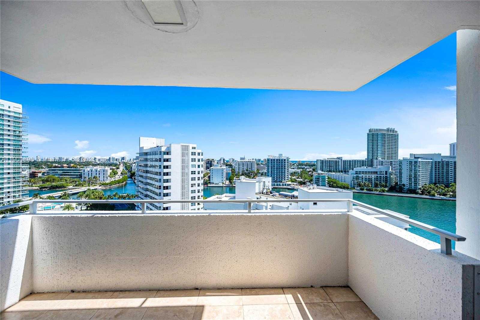 Small Image of 11 ISLAND AVE #1608, Miami Beach Number 8