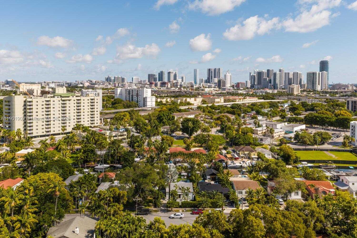 Imagen de Pequeño Objeto