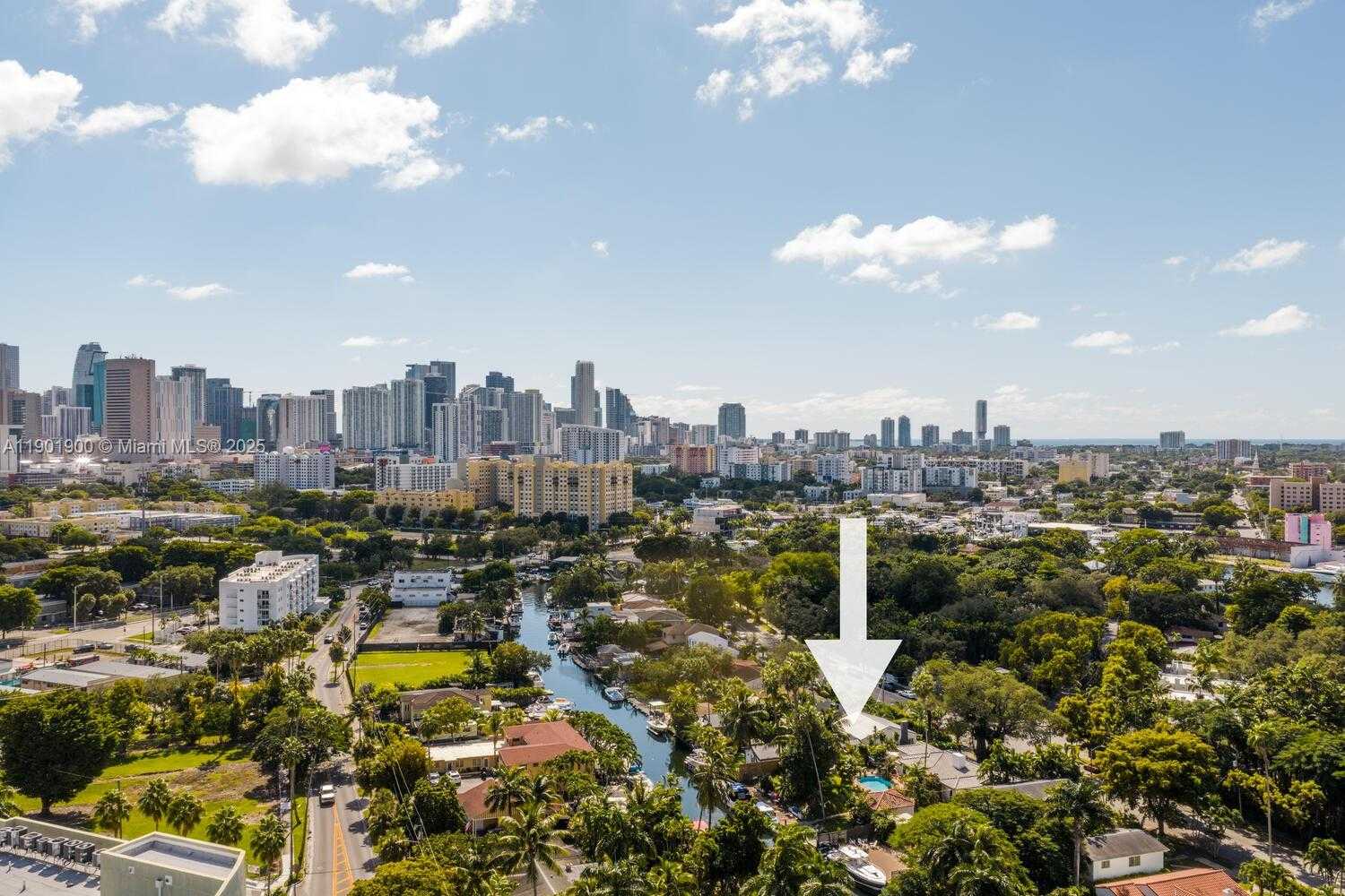 Imagen de Pequeño Objeto