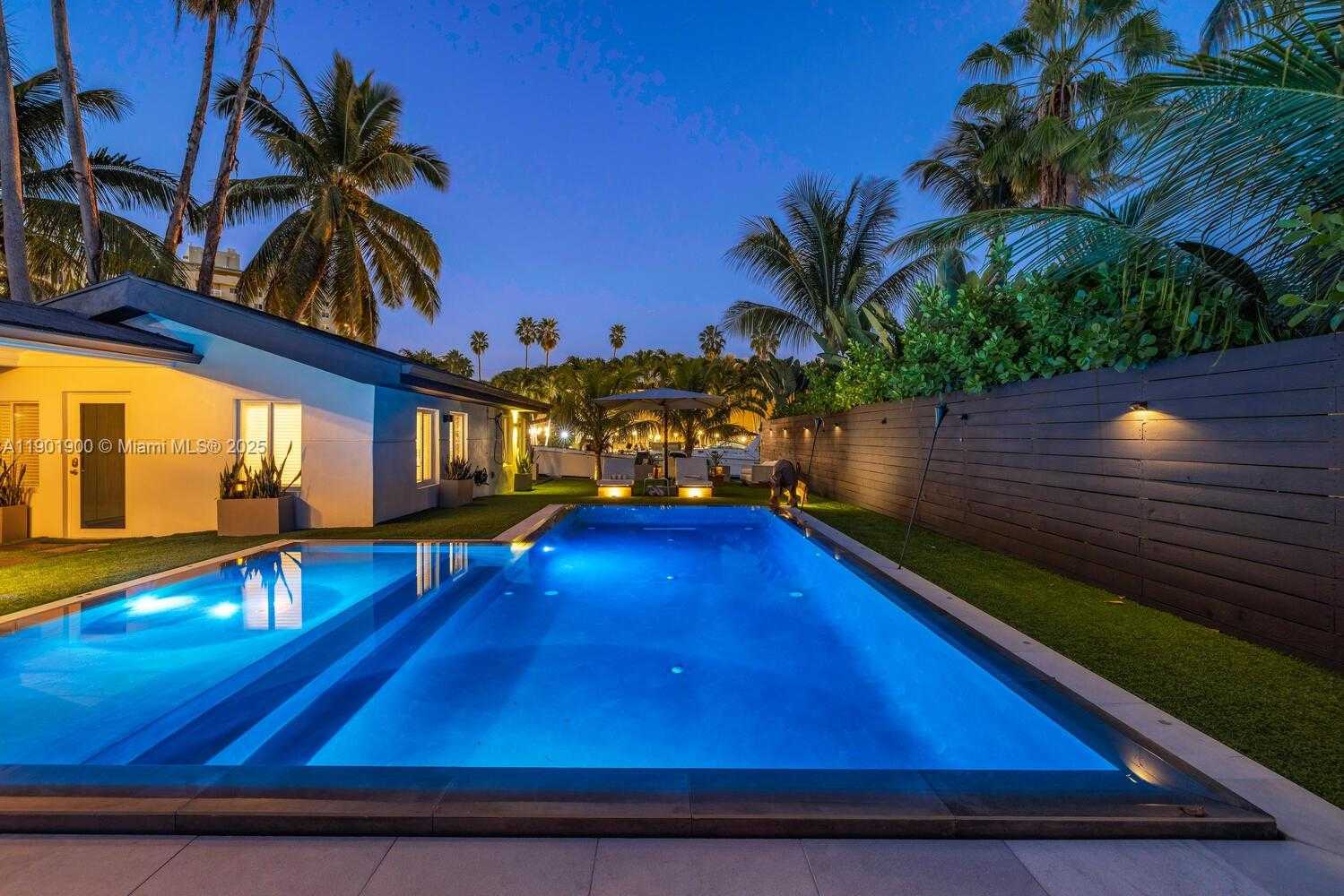 Imagen de Pequeño Objeto