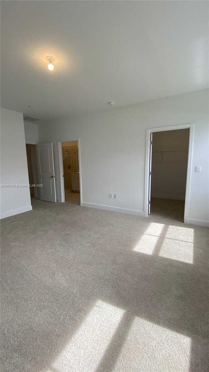 Small Image of 125 SOUTH WEST 171ST WAY #125, Pembroke Pines Number 14