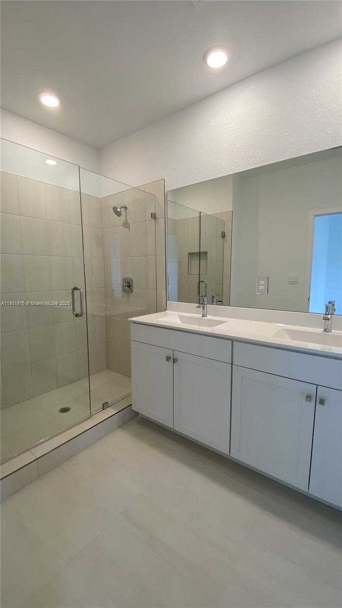 Small Image of 125 SOUTH WEST 171ST WAY #125, Pembroke Pines Number 16