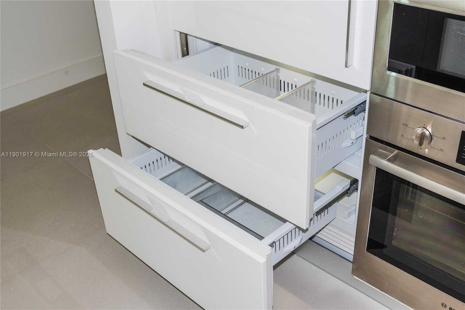 Imagen de Pequeño Objeto