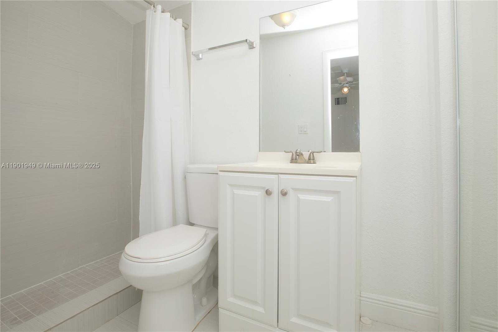 Small Image of 460 NORTH EAST 76TH ST, Miami Number 18