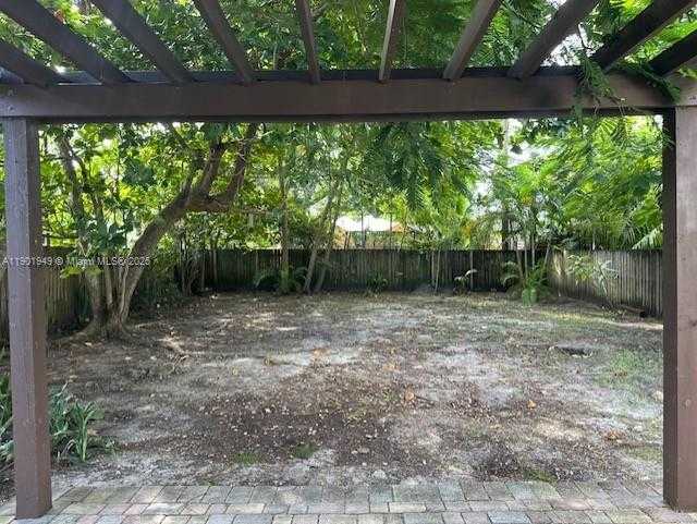Small Image of 460 NORTH EAST 76TH ST, Miami Number 23