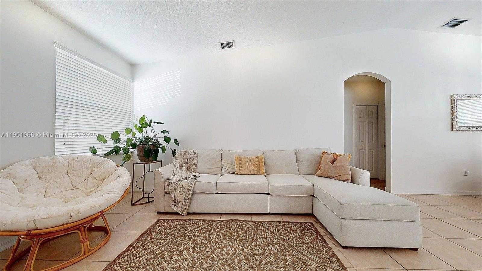 Small Image of 12567 SOUTH WEST 121ST AVE, Miami Number 26