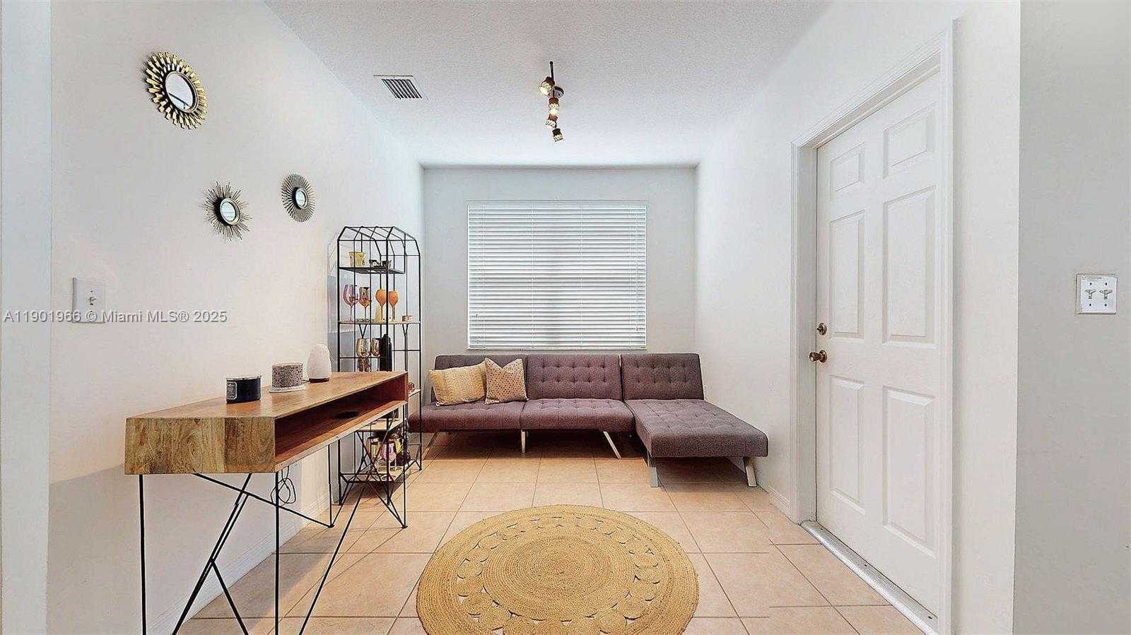 Small Image of 12567 SOUTH WEST 121ST AVE, Miami Number 30