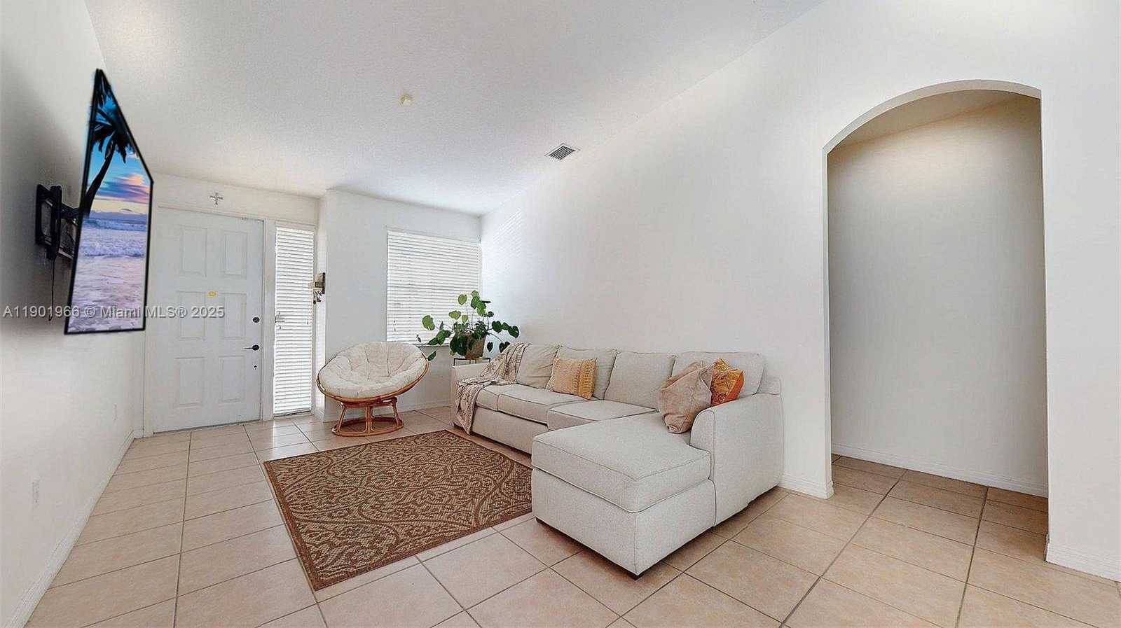 Small Image of 12567 SOUTH WEST 121ST AVE, Miami Number 31