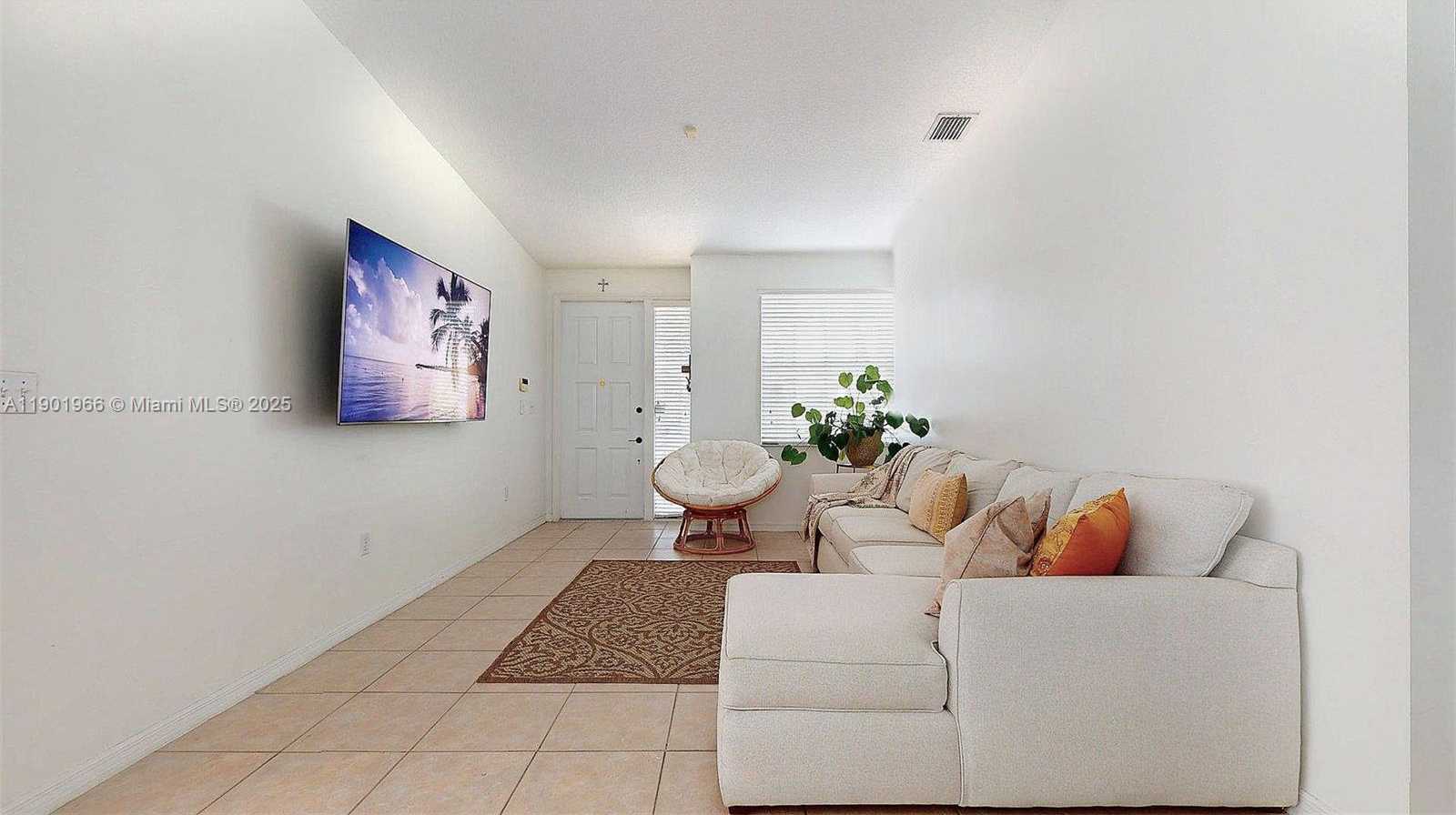 Small Image of 12567 SOUTH WEST 121ST AVE, Miami Number 32