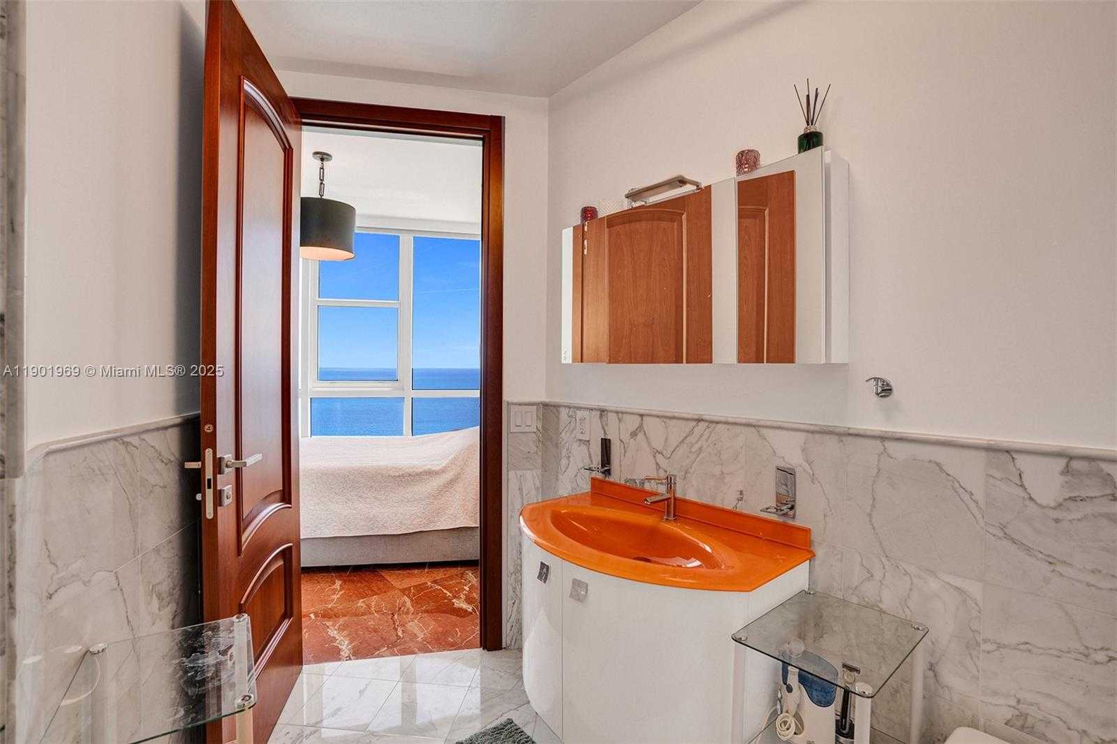 Small Image of 18201 COLLINS AVE #3809, Sunny Isles Beach Number 31