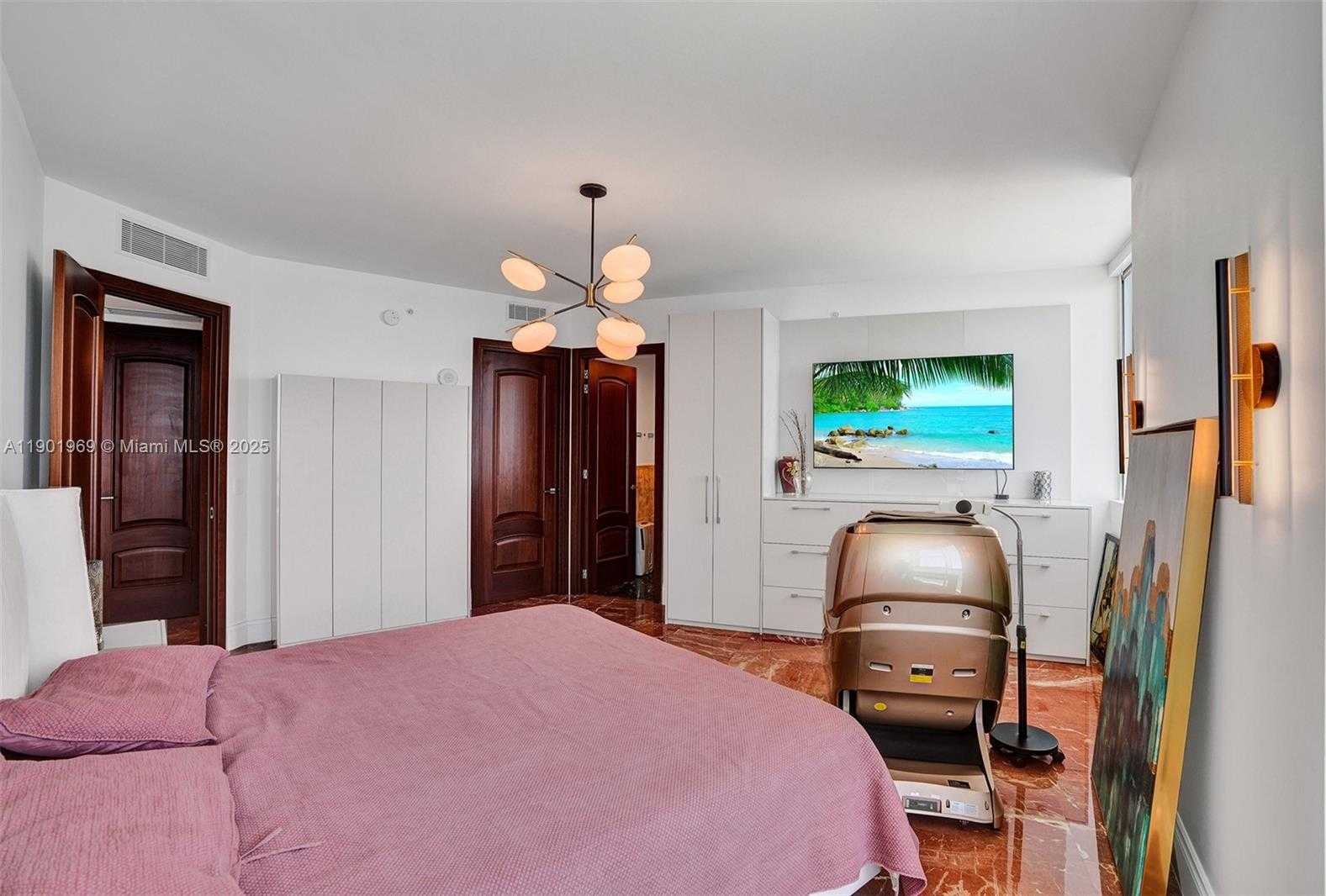 Small Image of 18201 COLLINS AVE #3809, Sunny Isles Beach Number 36