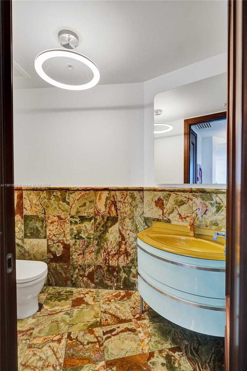 Small Image of 18201 COLLINS AVE #3809, Sunny Isles Beach Number 40