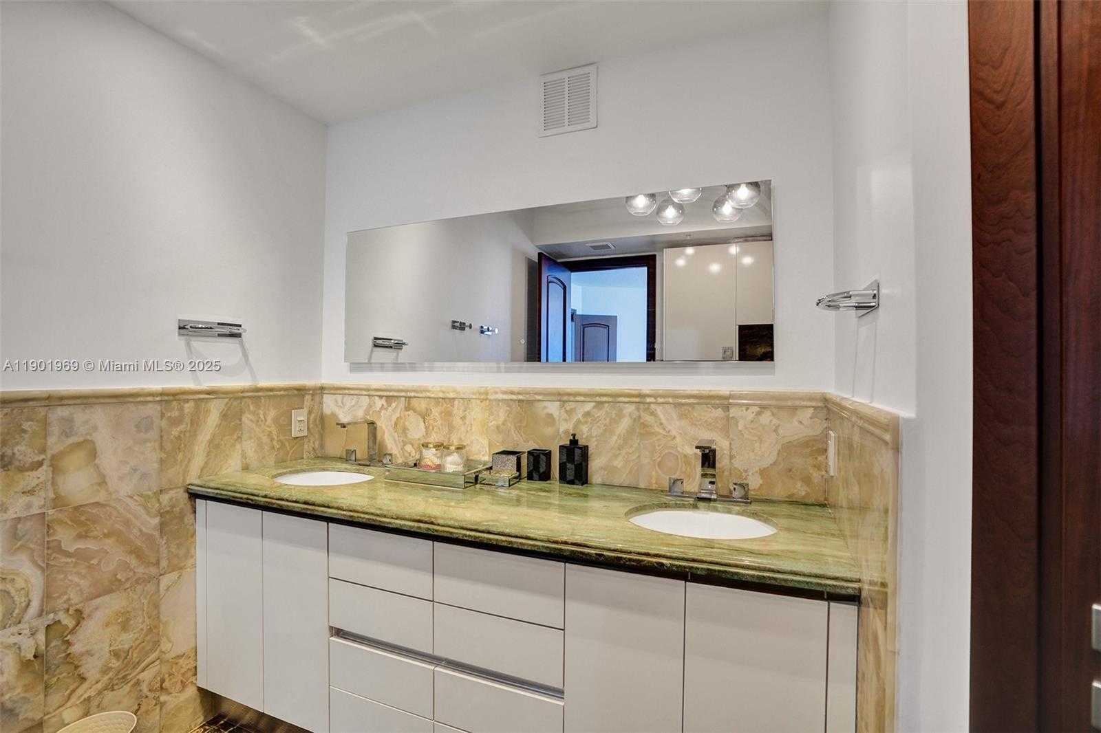 Small Image of 18201 COLLINS AVE #3809, Sunny Isles Beach Number 45