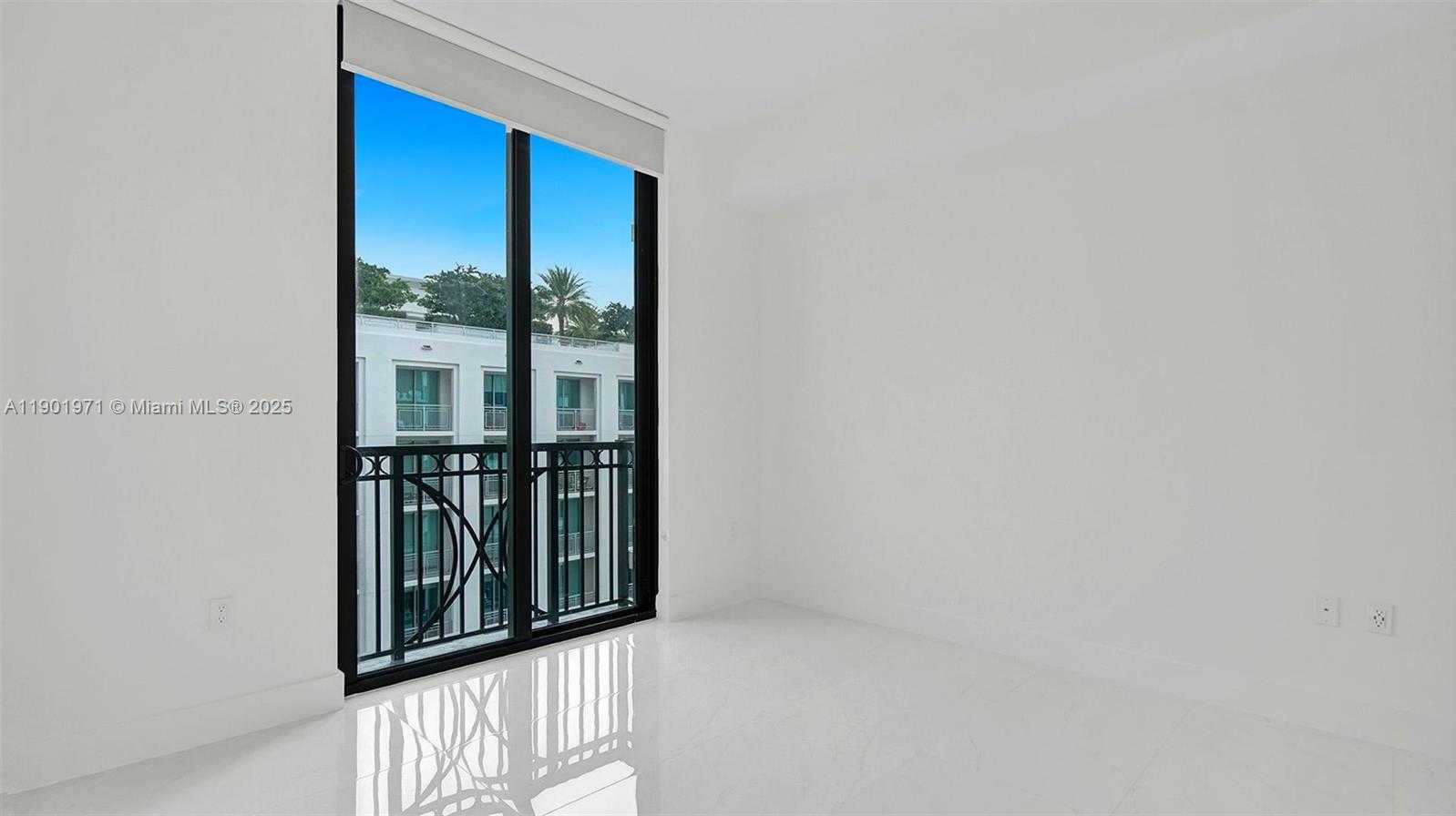 Small Image of 301 ALTARA AVE #801, Coral Gables Number 10