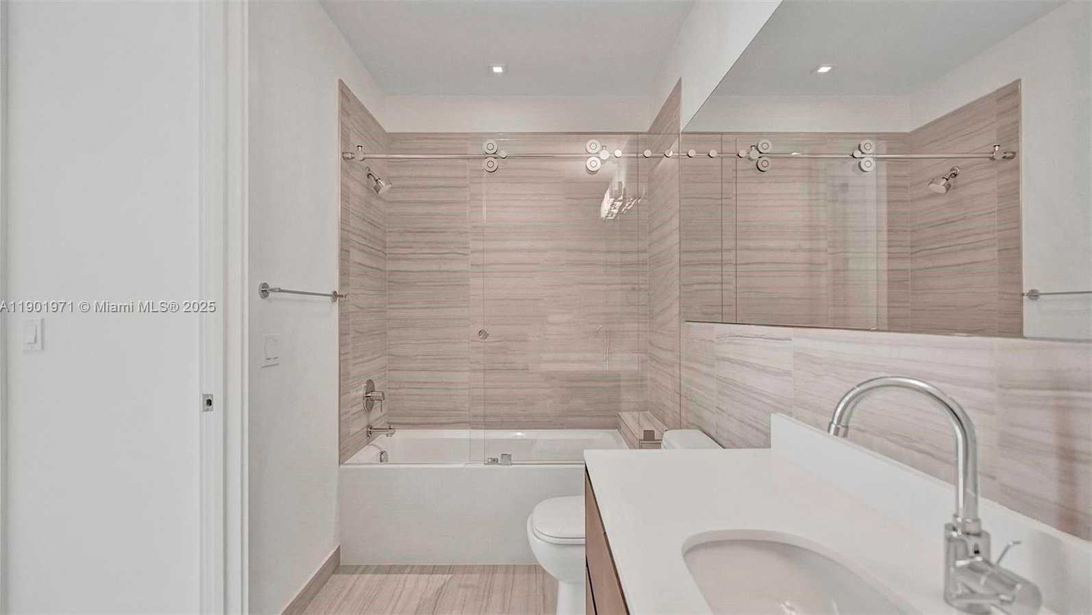 Small Image of 301 ALTARA AVE #801, Coral Gables Number 16