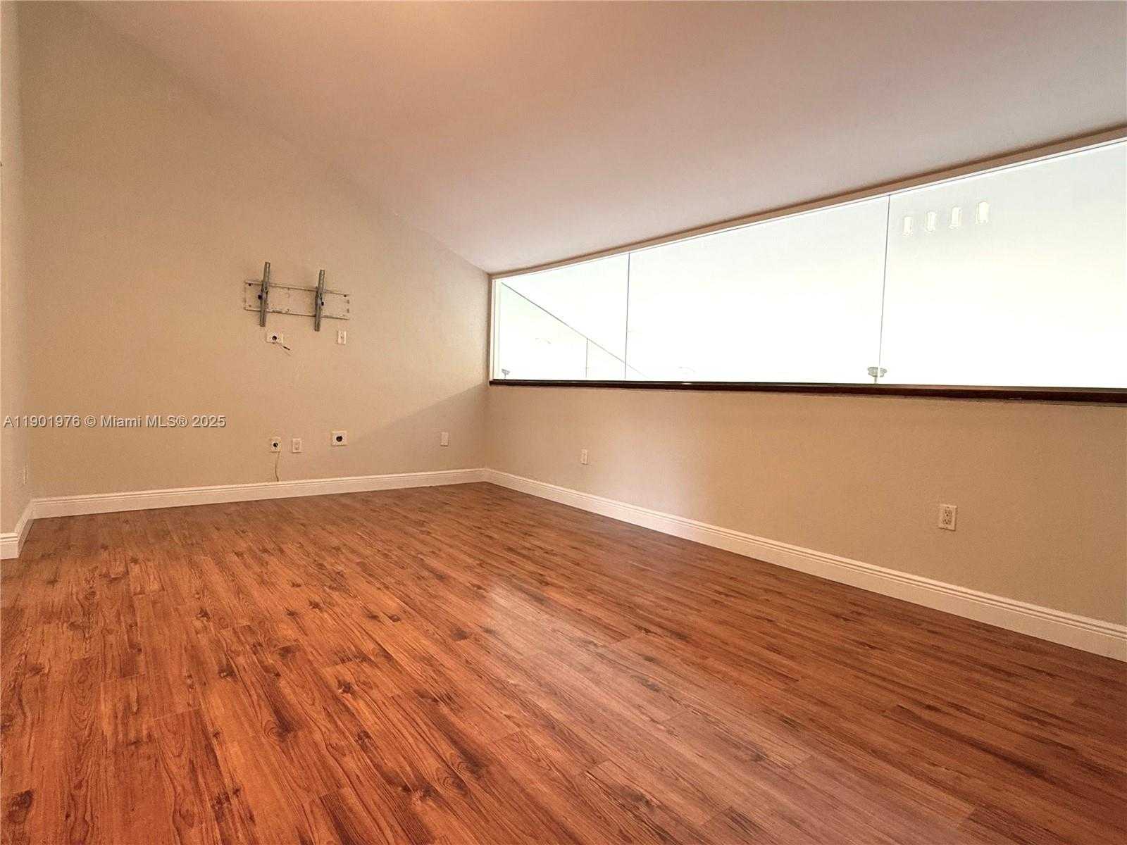 Small Image of 8880 SOUTH WEST 133RD PL #E, Miami Number 24
