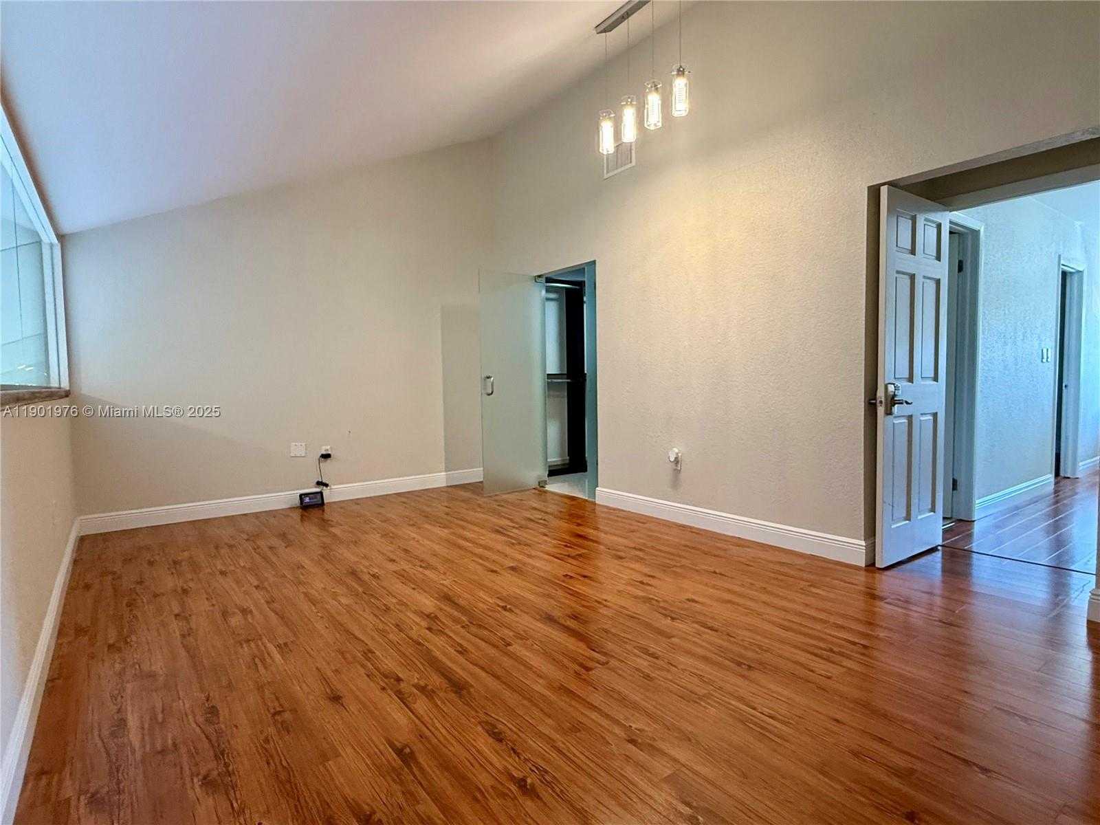 Small Image of 8880 SOUTH WEST 133RD PL #E, Miami Number 25