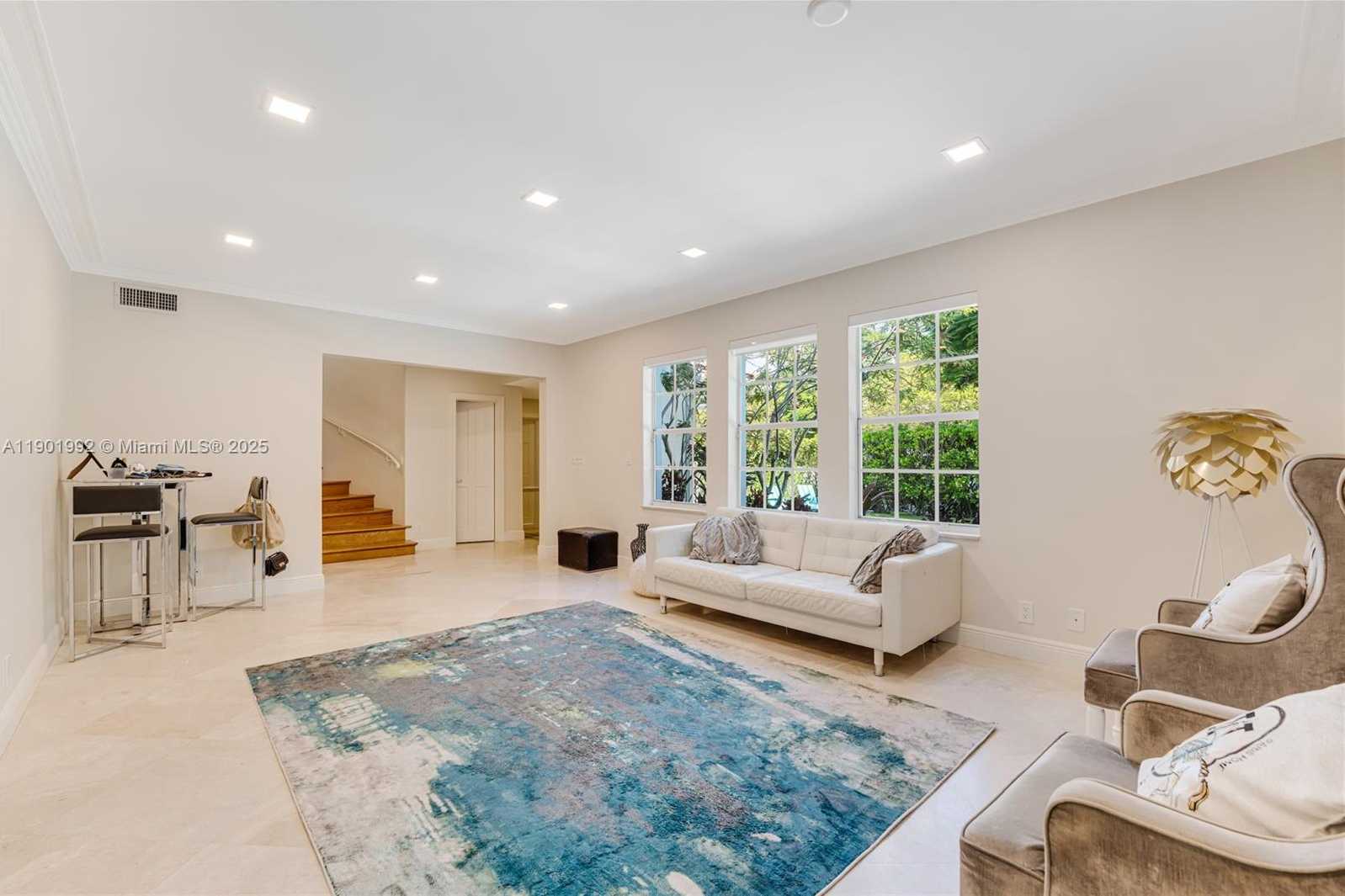 Small Image of 140 NORTH HIBISCUS DR, Miami Beach Number 8