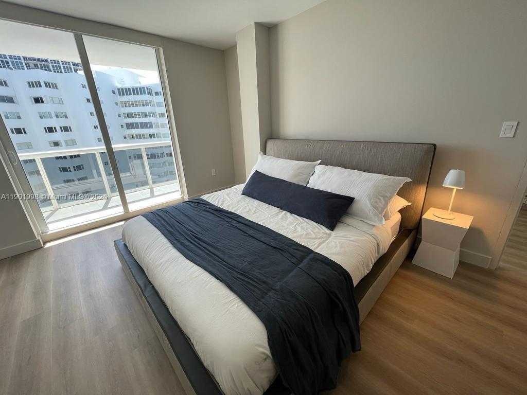 Small Image of 10275 COLLINS AVE #915, Bal Harbour Number 7
