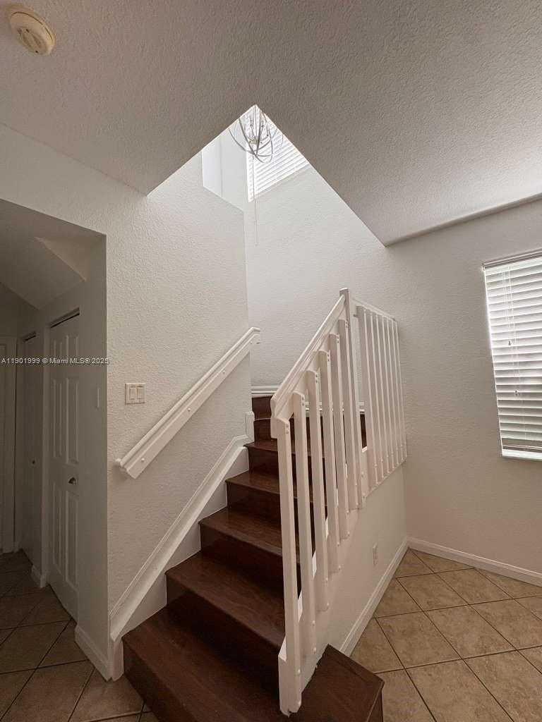 Small Image of 1064 GOLDEN CANE DR #1064, Weston Number 11
