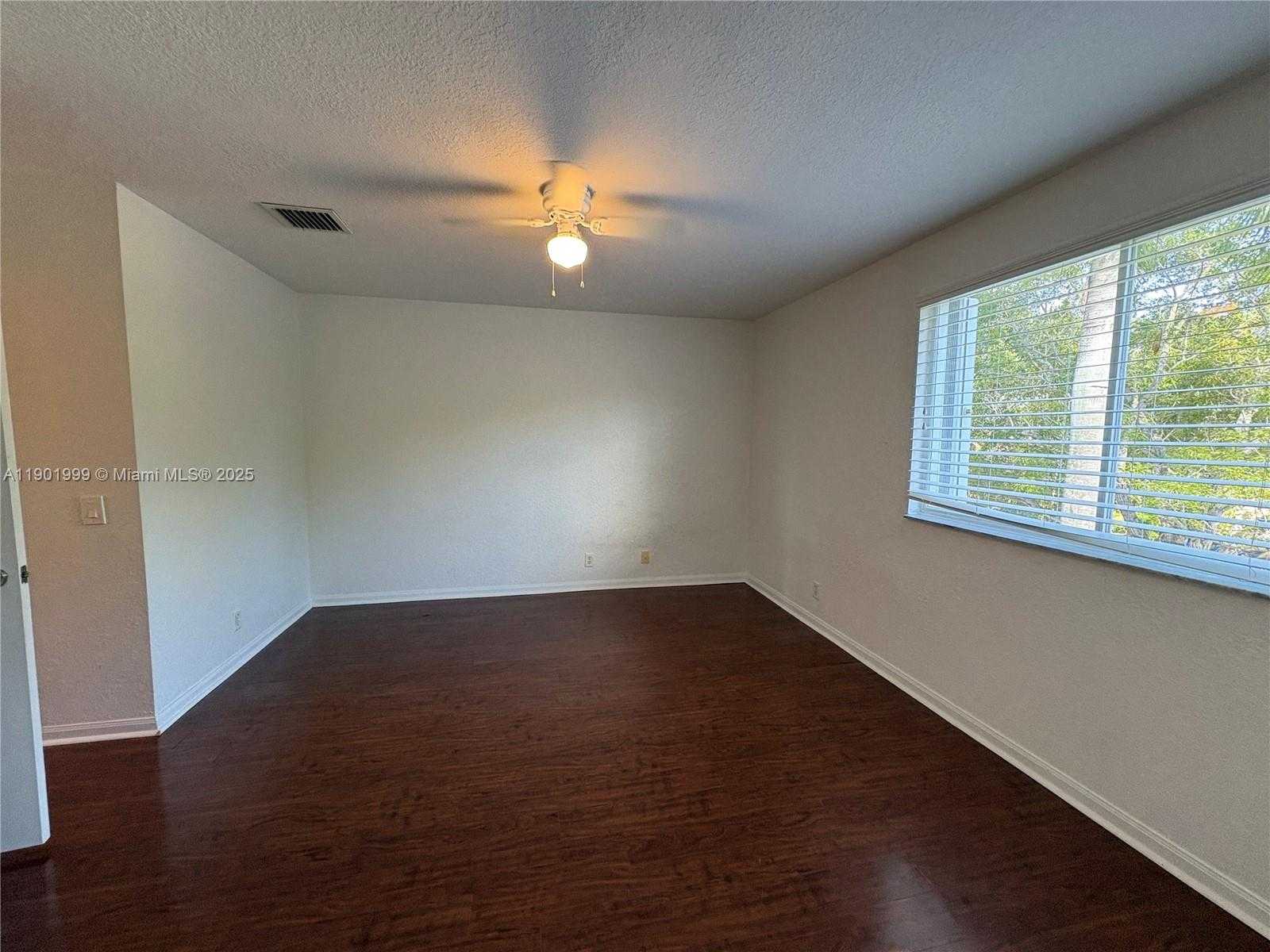 Small Image of 1064 GOLDEN CANE DR #1064, Weston Number 20