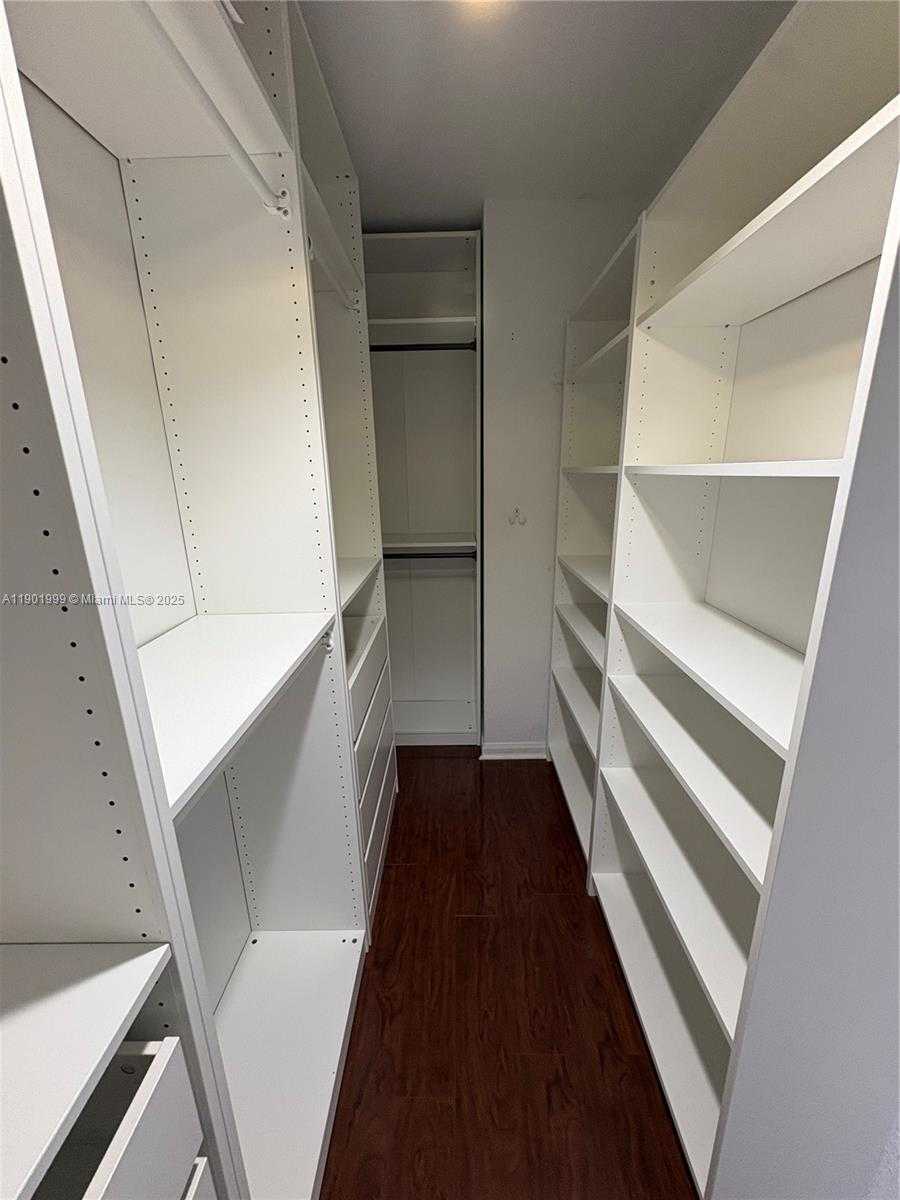 Small Image of 1064 GOLDEN CANE DR #1064, Weston Number 26