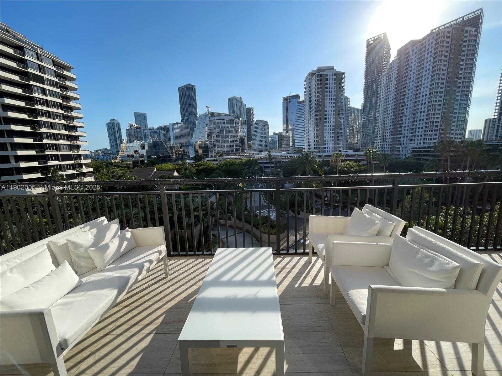 Small Image of 540 BRICKELL KEY DR #711, Miami Number 31
