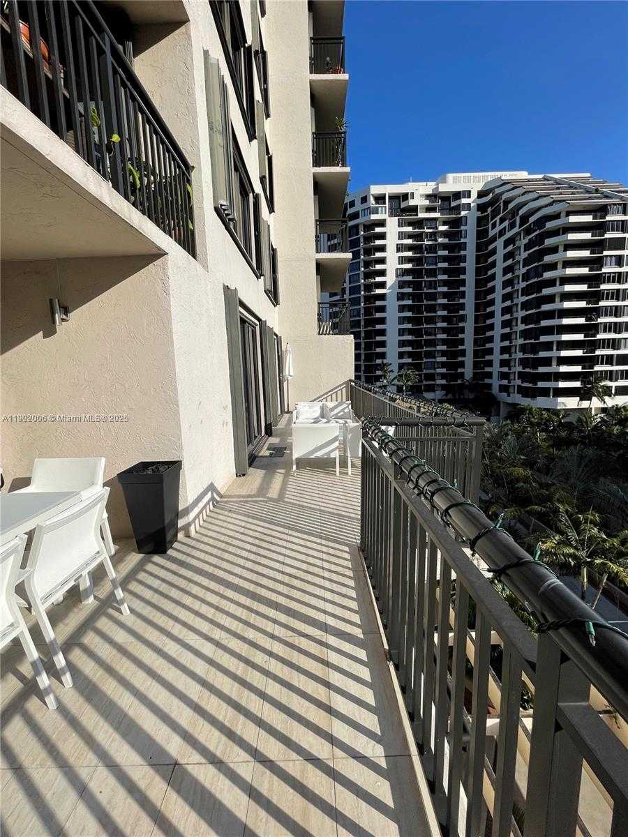 Small Image of 540 BRICKELL KEY DR #711, Miami Number 36