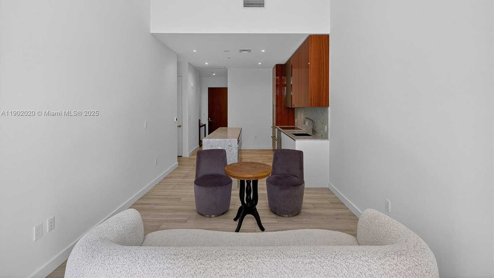 Small Image of 2655 SOUTH BAYSHORE DR #705, Miami Number 8