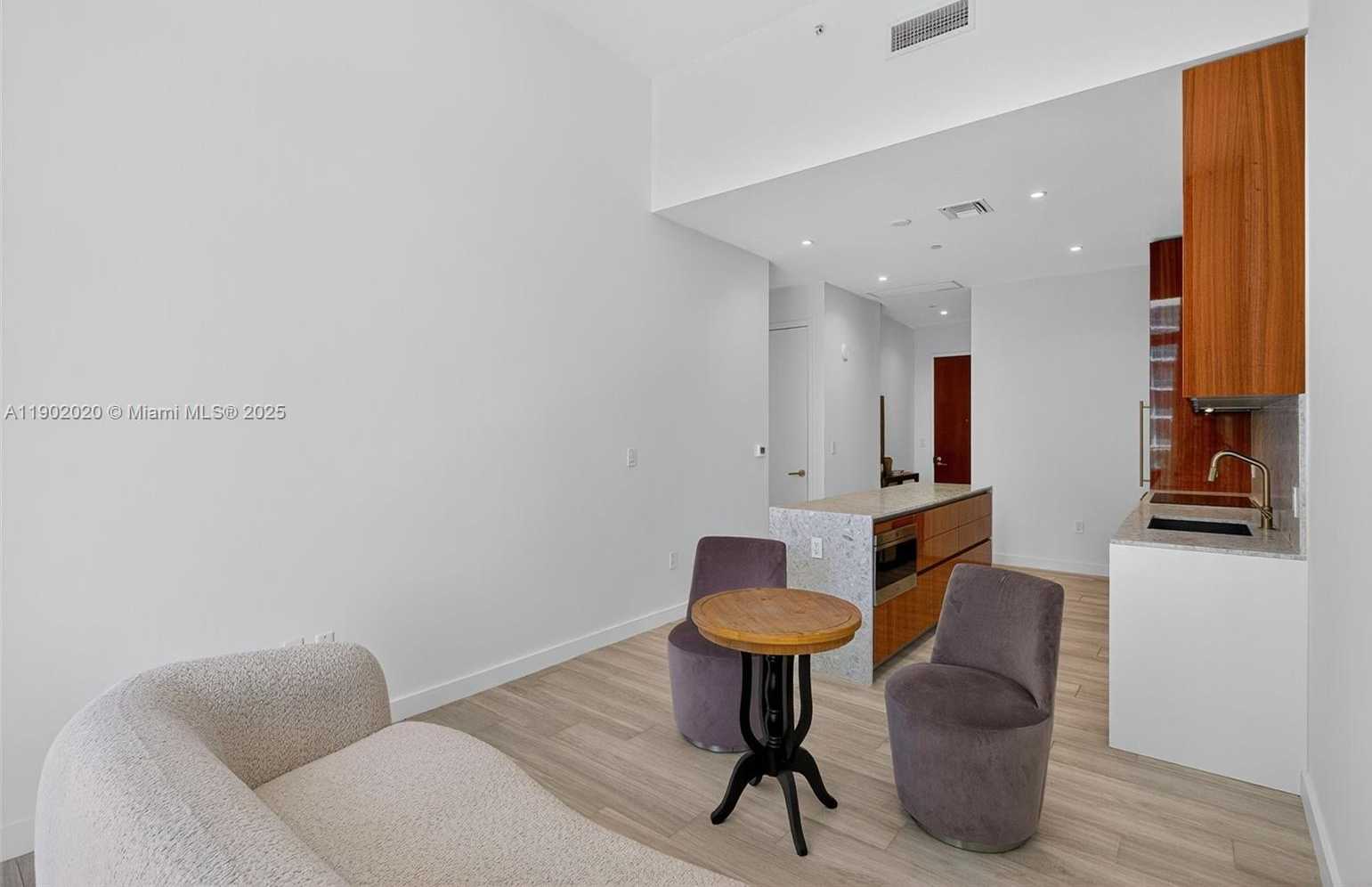 Small Image of 2655 SOUTH BAYSHORE DR #705, Miami Number 9