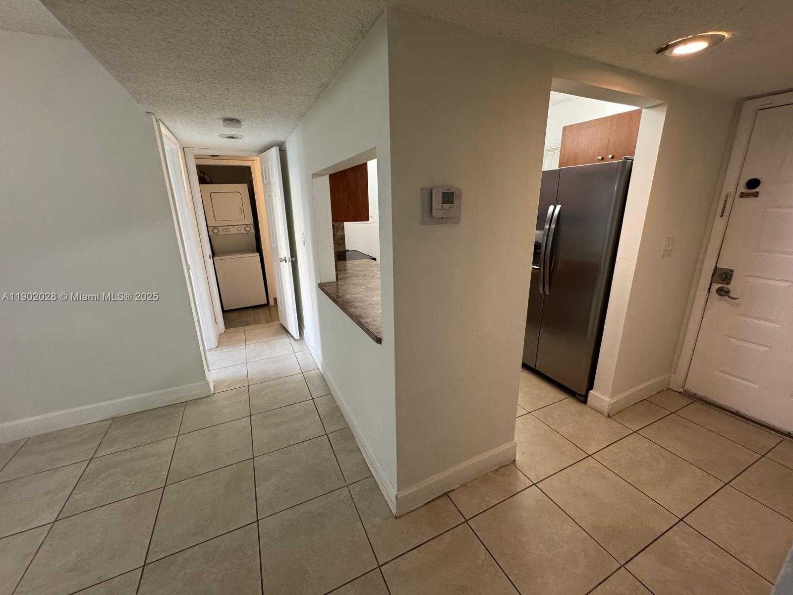 Small Image of 161 LAKEVIEW DR #102, Weston Number 18