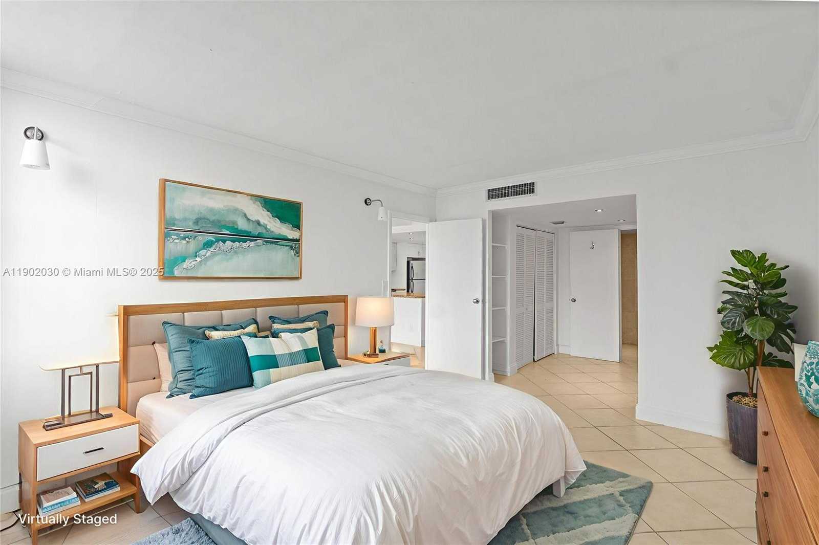 Small Image of 3475 NORTH COUNTRY CLUB DR #814, Aventura Number 3