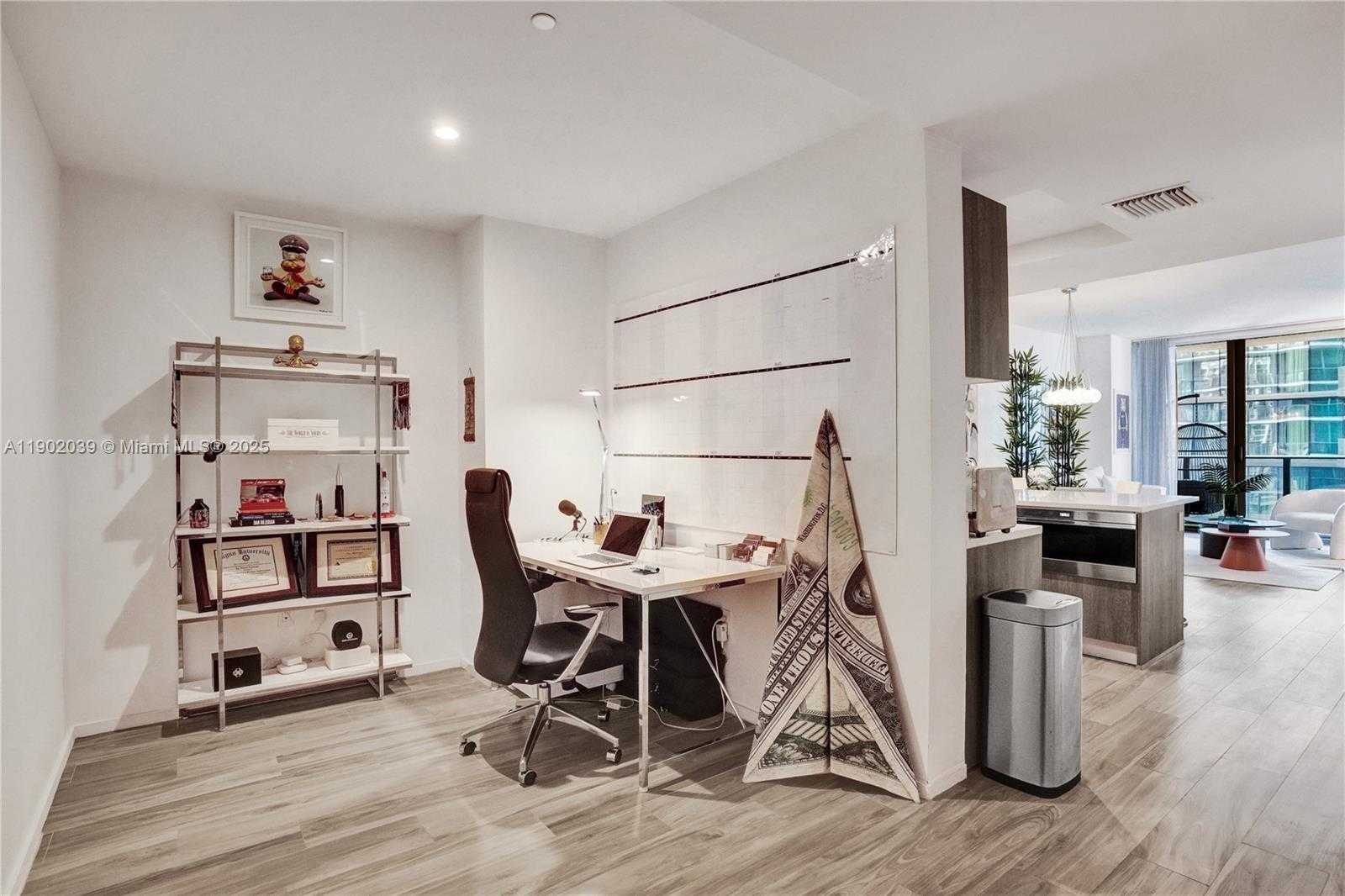 Small Image of 801 SOUTH MIAMI AVE #2107, Miami Number 23