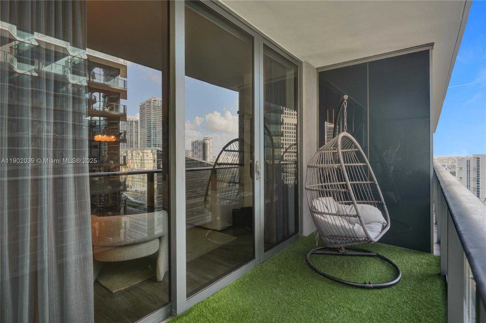 Small Image of 801 SOUTH MIAMI AVE #2107, Miami Number 30