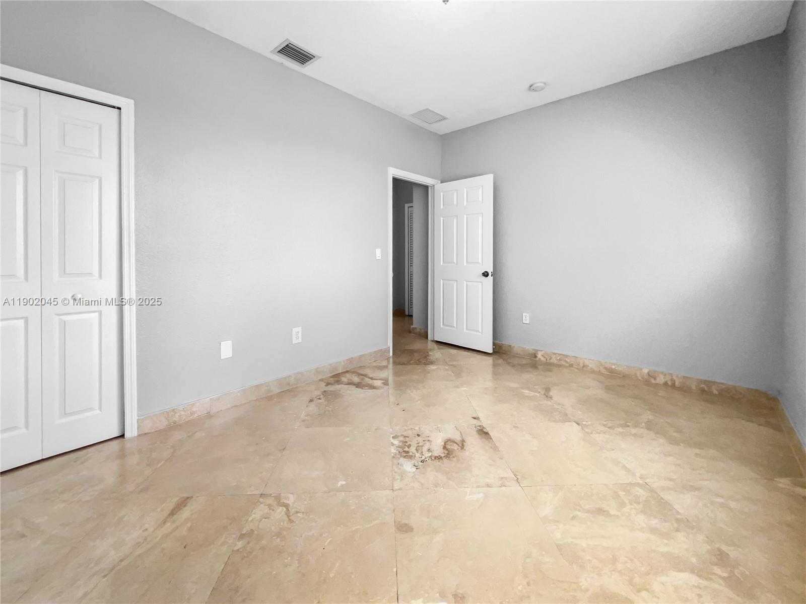 Small Image of 1736 NORTH EAST 9TH DR #1736, Homestead Number 11