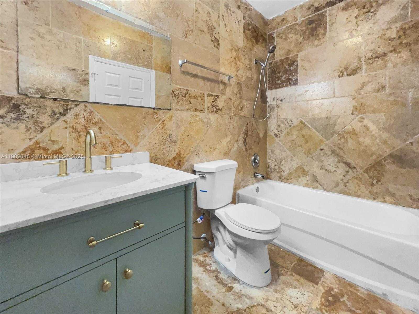 Small Image of 1736 NORTH EAST 9TH DR #1736, Homestead Number 13