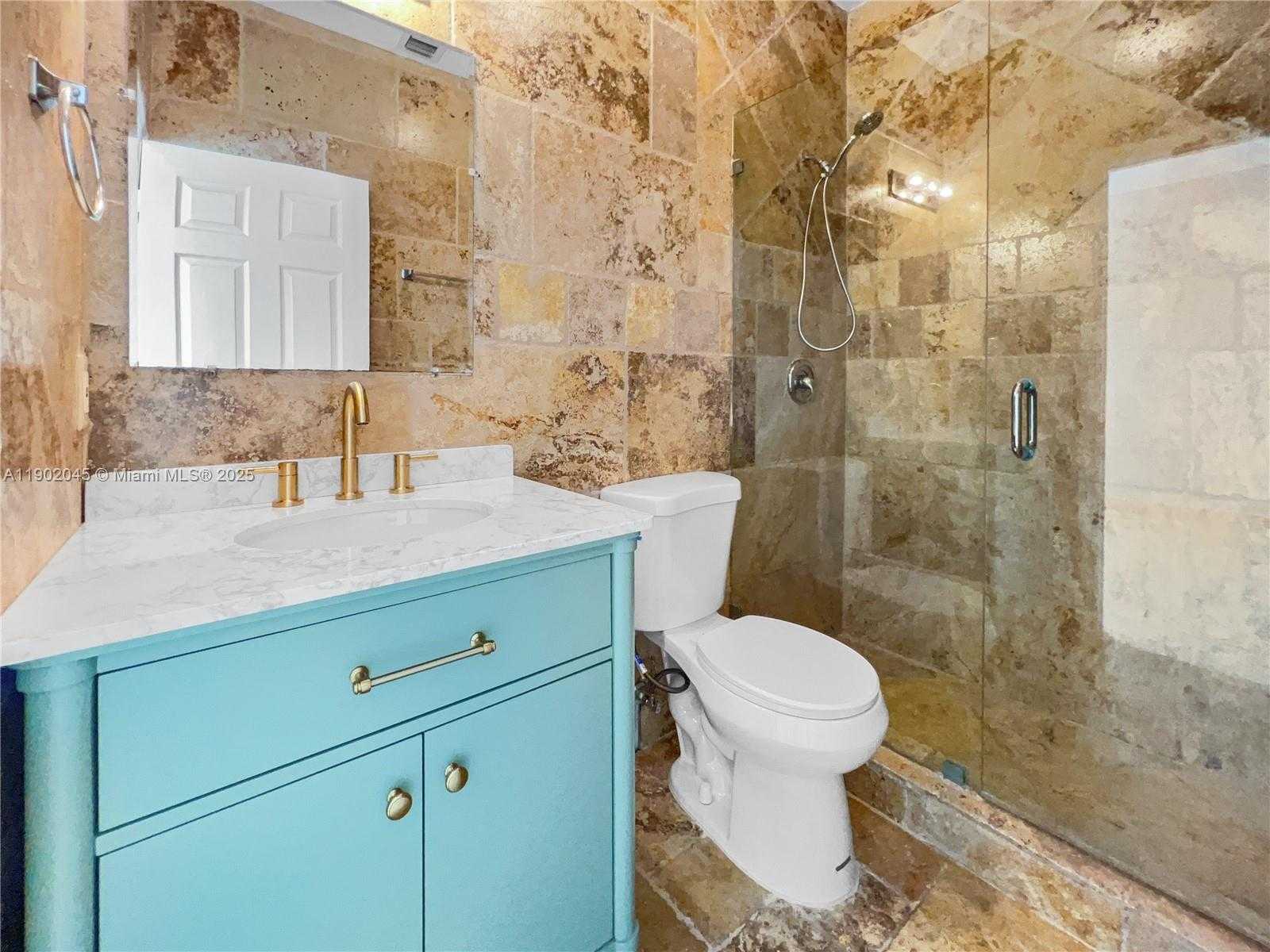 Small Image of 1736 NORTH EAST 9TH DR #1736, Homestead Number 19