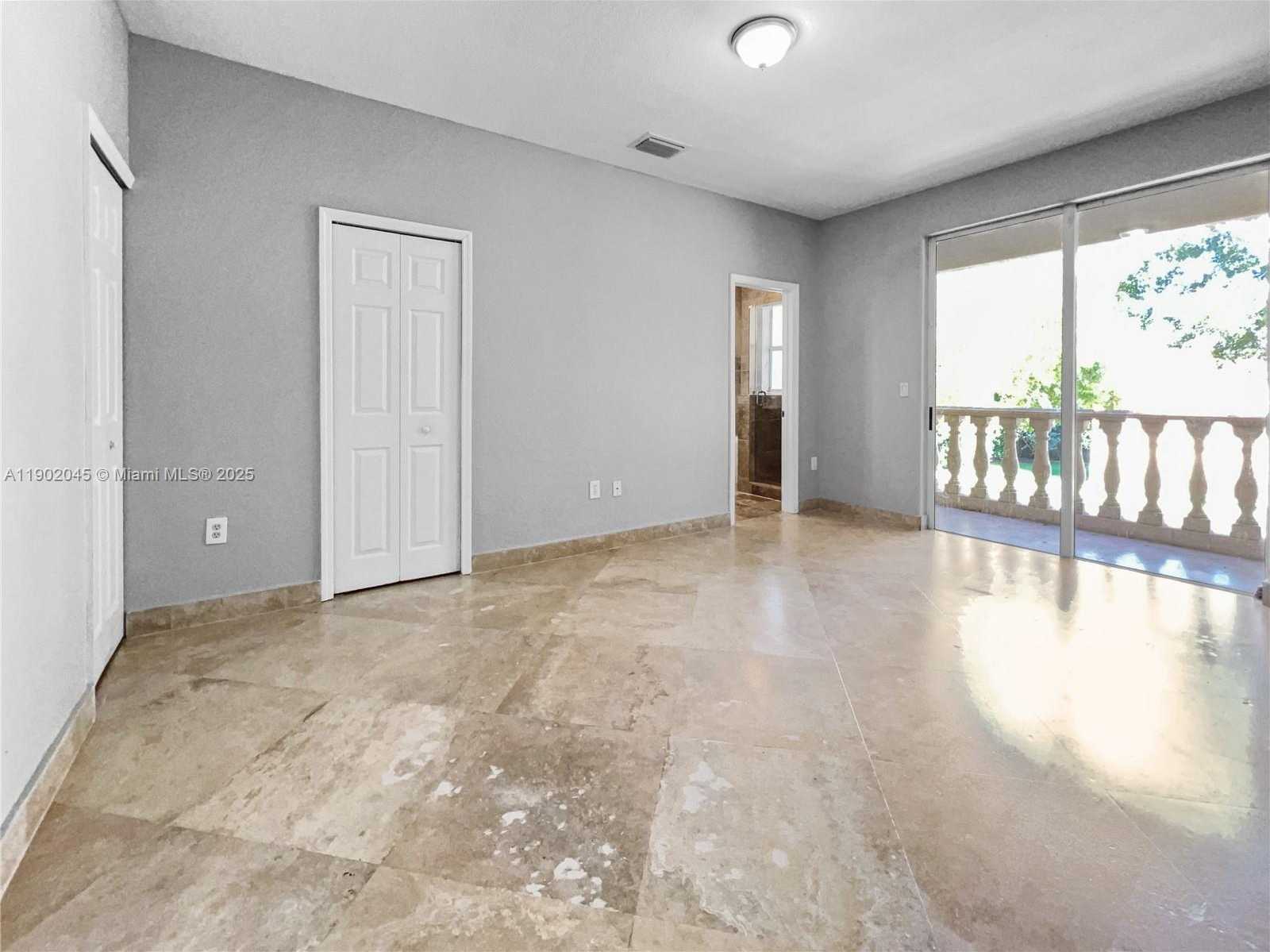 Small Image of 1736 NORTH EAST 9TH DR #1736, Homestead Number 20