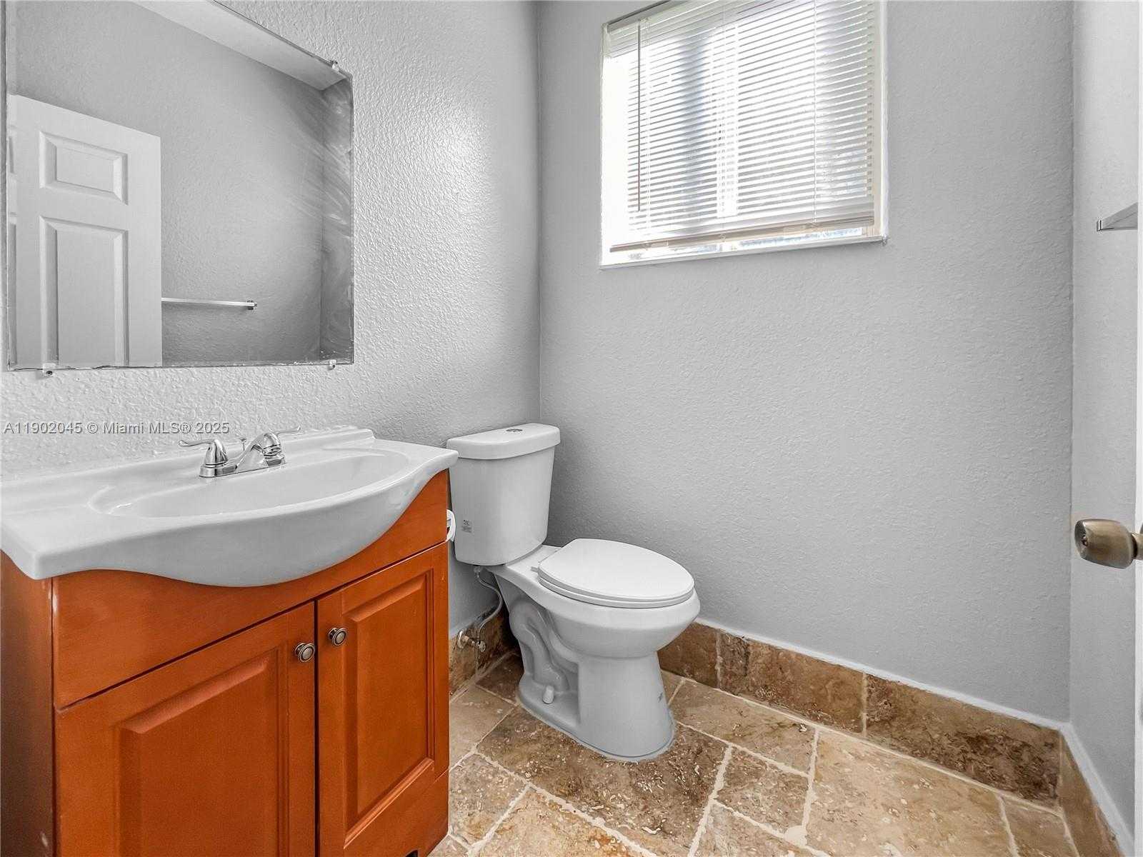 Small Image of 1736 NORTH EAST 9TH DR #1736, Homestead Number 7