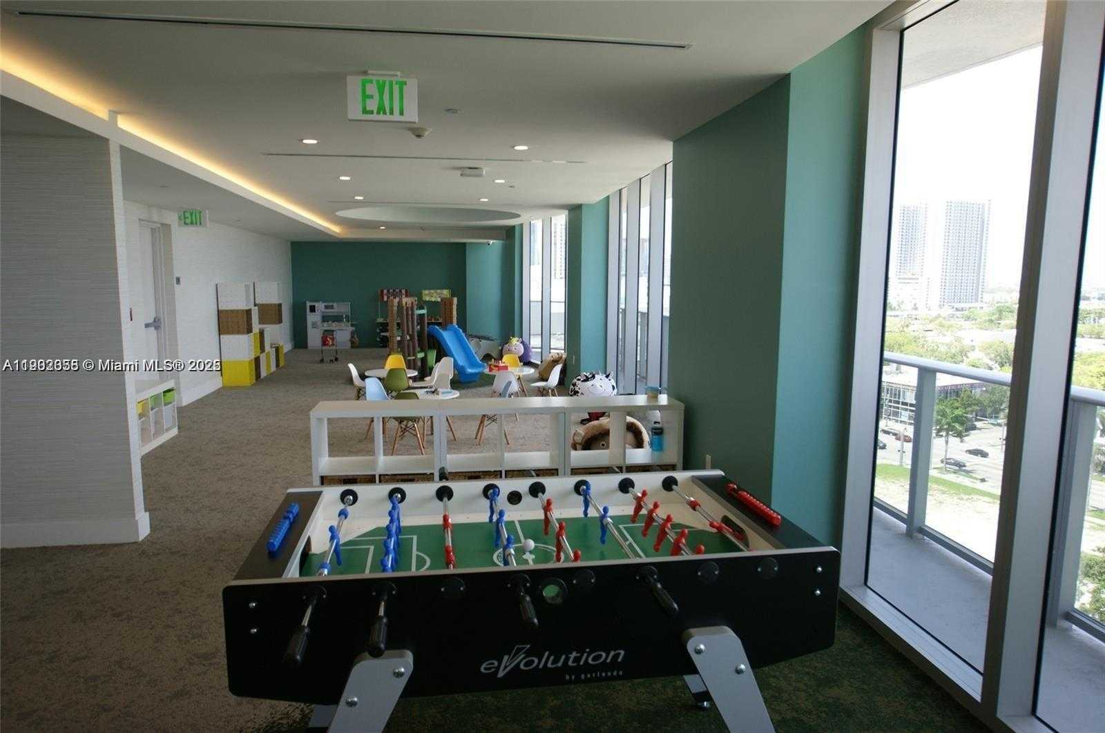 Small Image of 488 NORTH EAST 18 ST #2506, Miami Number 29