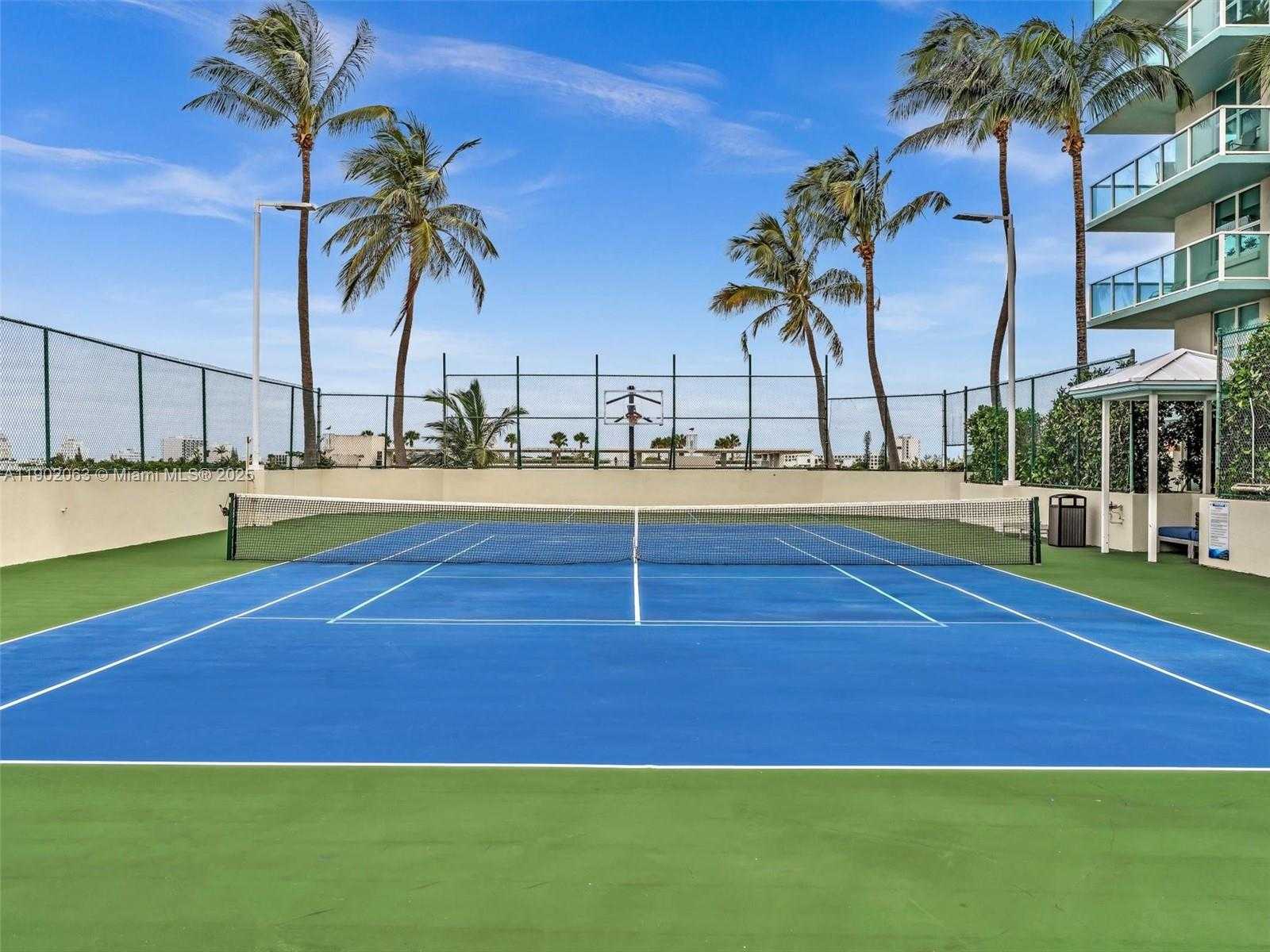 Small Image of 650 WEST AVE #3003, Miami Beach Number 27