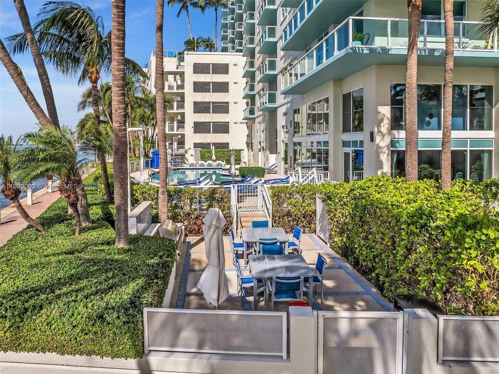 Small Image of 650 WEST AVE #3003, Miami Beach Number 38