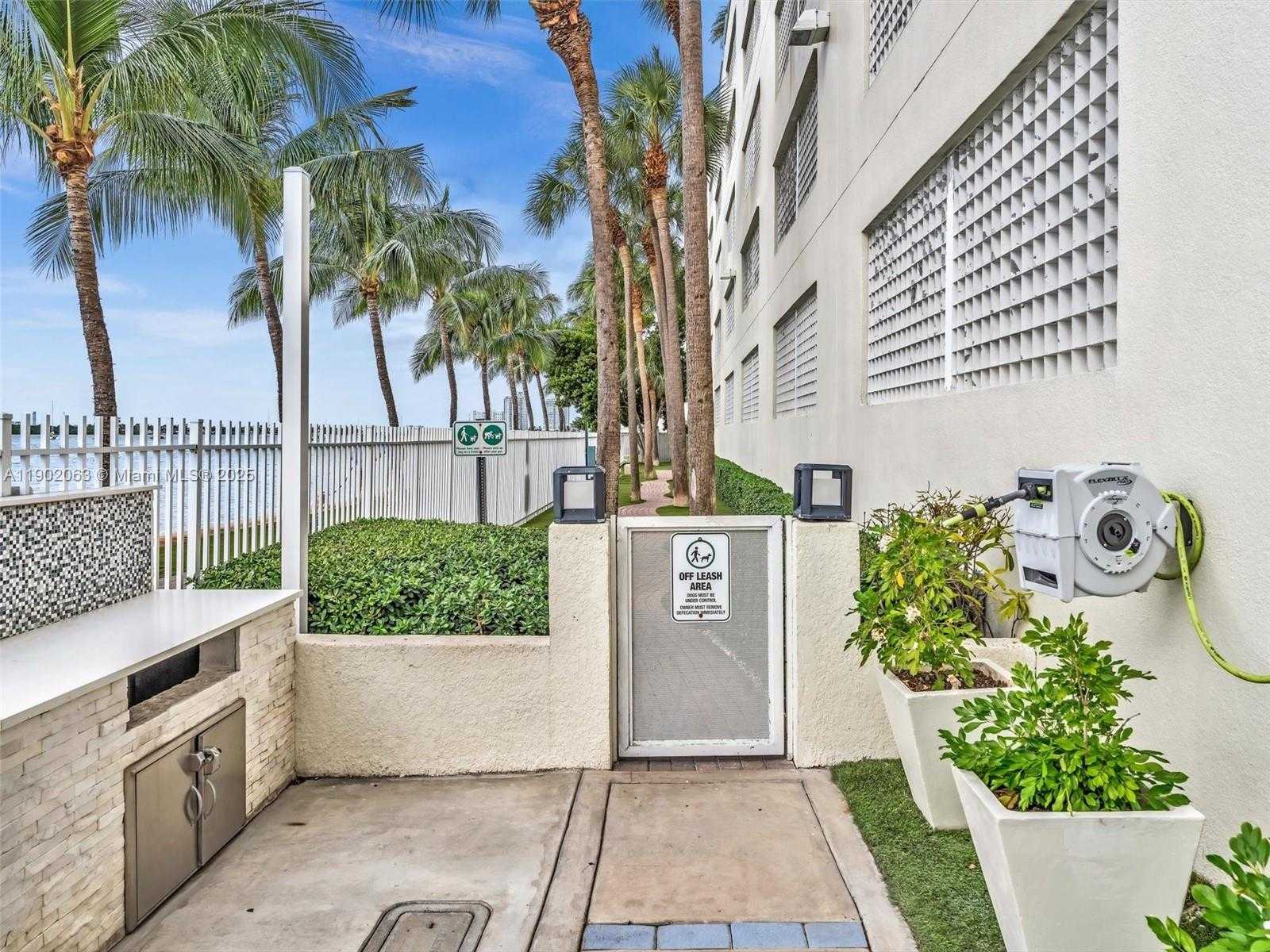 Small Image of 650 WEST AVE #3003, Miami Beach Number 39