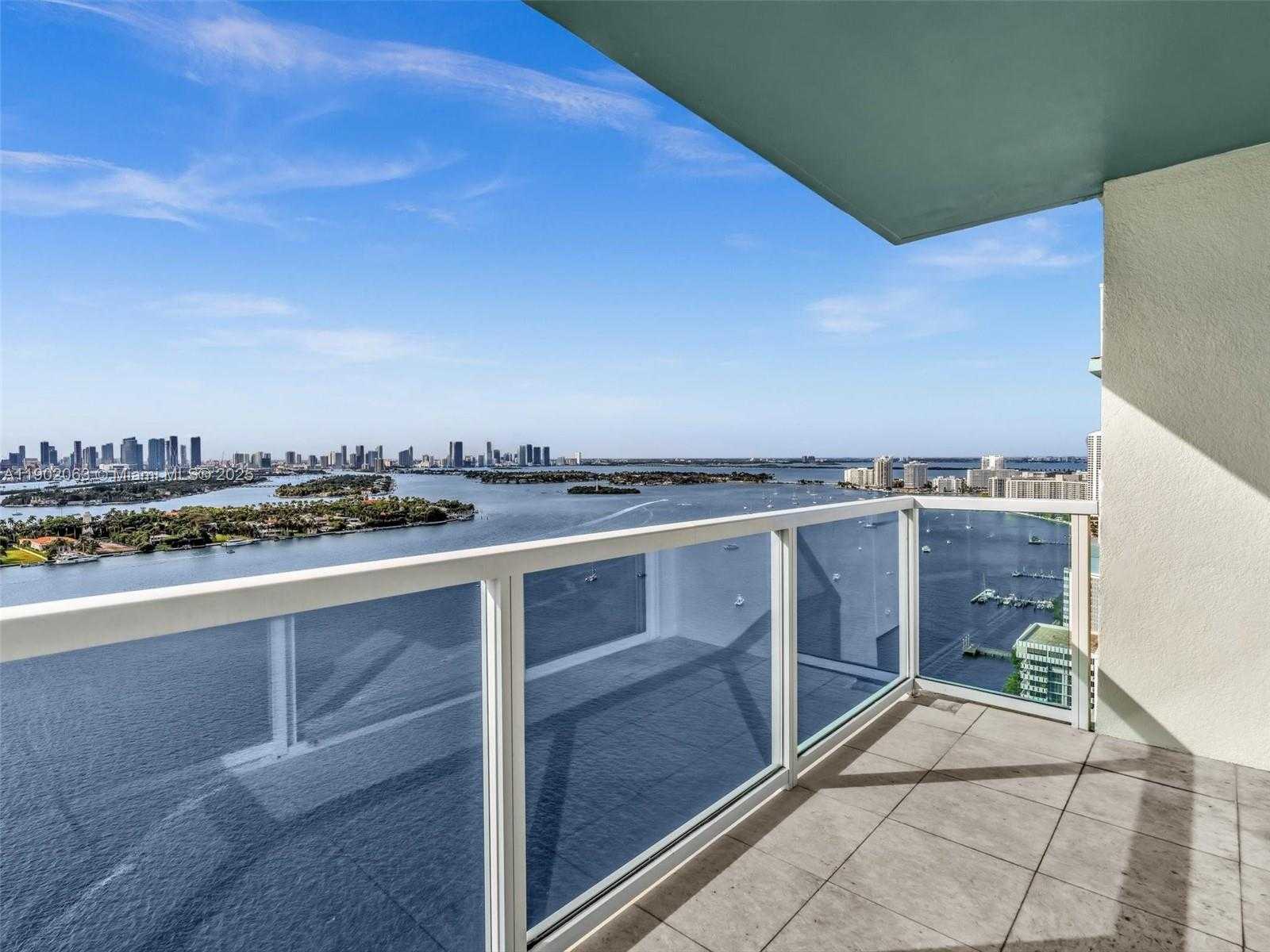 Small Image of 650 WEST AVE #3003, Miami Beach Number 6