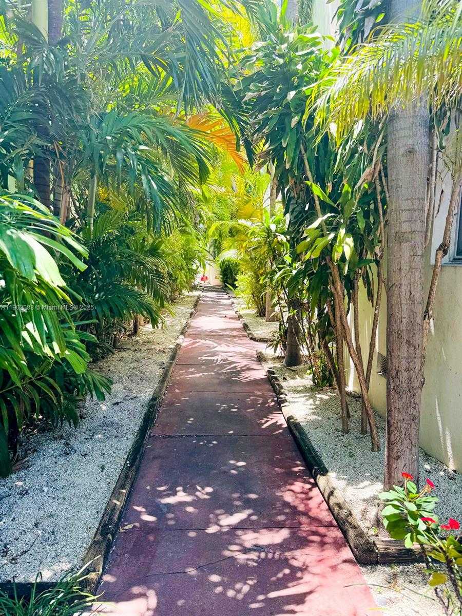 Small Image of 1020 EUCLID AVE #5, Miami Beach Number 7