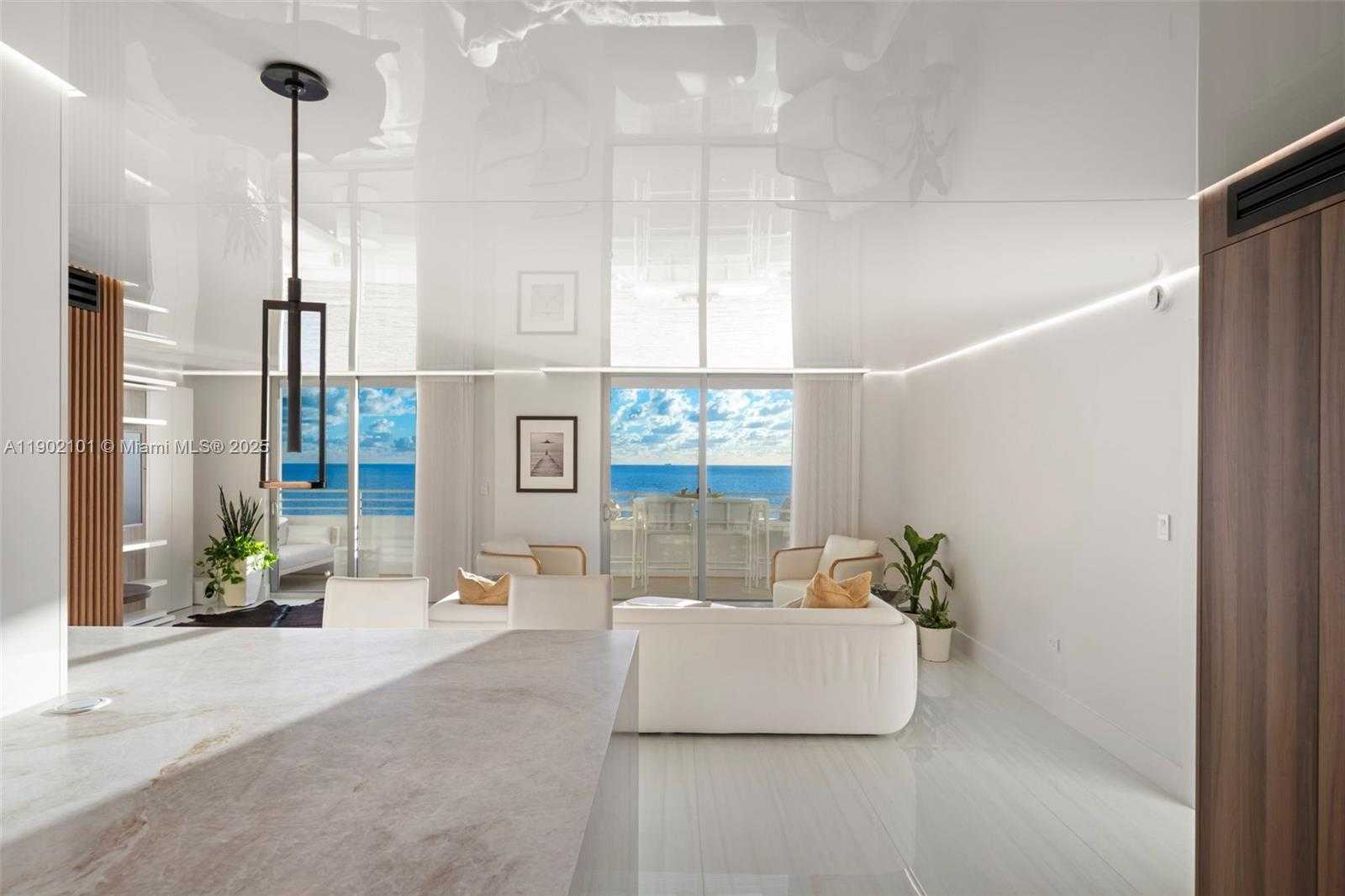 Small Image of 5555 COLLINS AVE #16H, Miami Beach Number 19