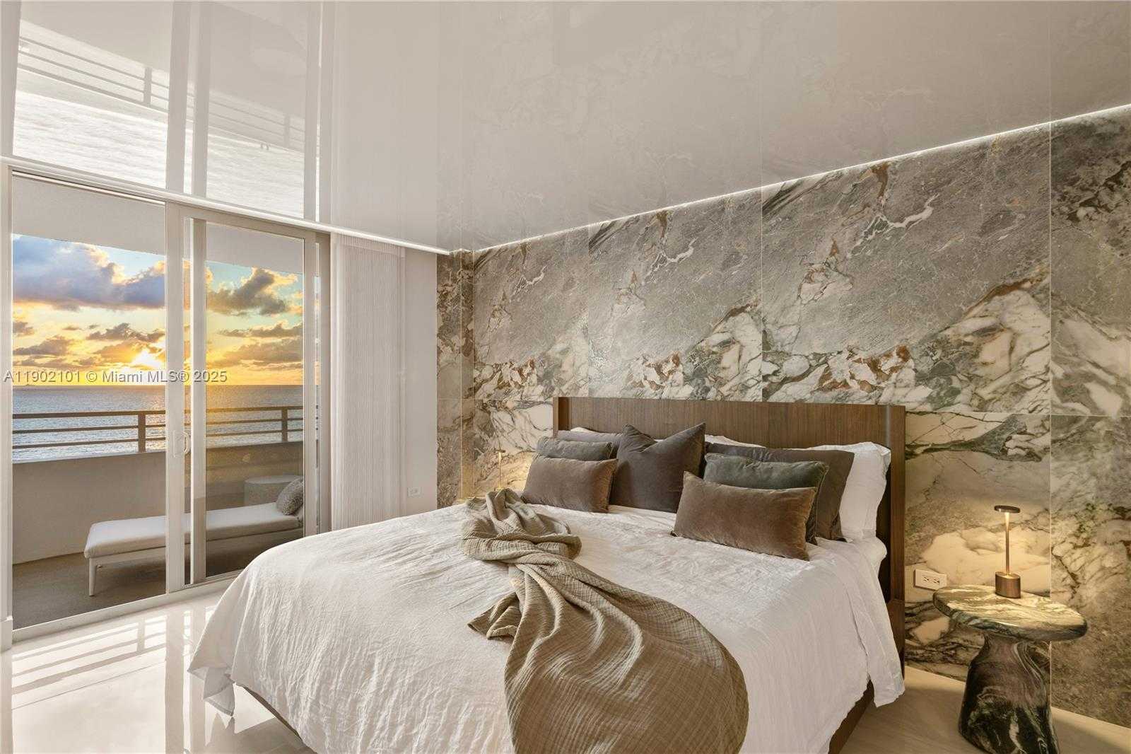 Small Image of 5555 COLLINS AVE #16H, Miami Beach Number 22